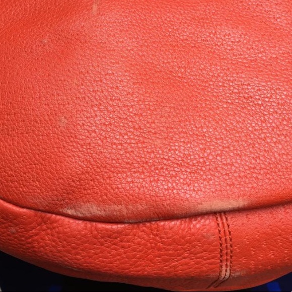 Salvatore Ferragamo Shoulder bag in orange - Picture 8 of 8